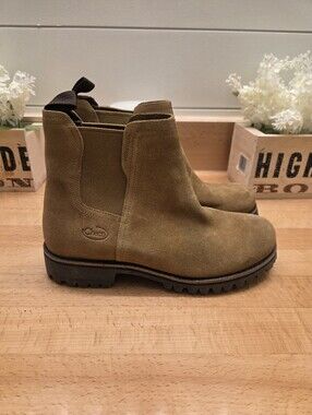 Chaco Fields Chelsea Waterproof Boots Mustard Brown Waterproof Suede Womens Sz 7